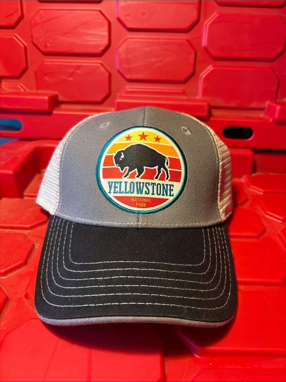 NWT Yellowstone National Park Bison Retro Sunset Trucker Hat Snapback Cap - H3
